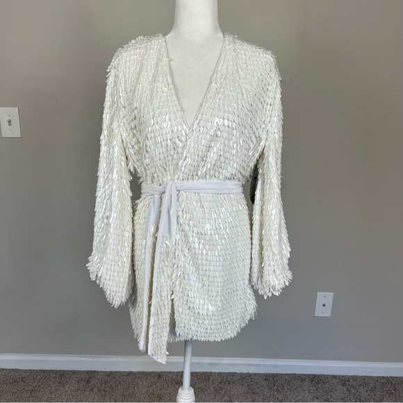NWT RETROFETE GABRIELLE FEATHER ROBE DRESS IN WHITE SIZE XS - Picture 11 of 16